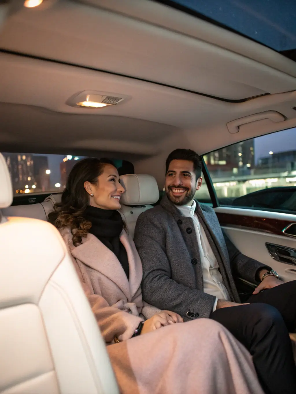 An image showcasing the interior of a car with tinted windows, emphasizing privacy and reduced visibility from the outside, promoting Window Élite's privacy solutions.
